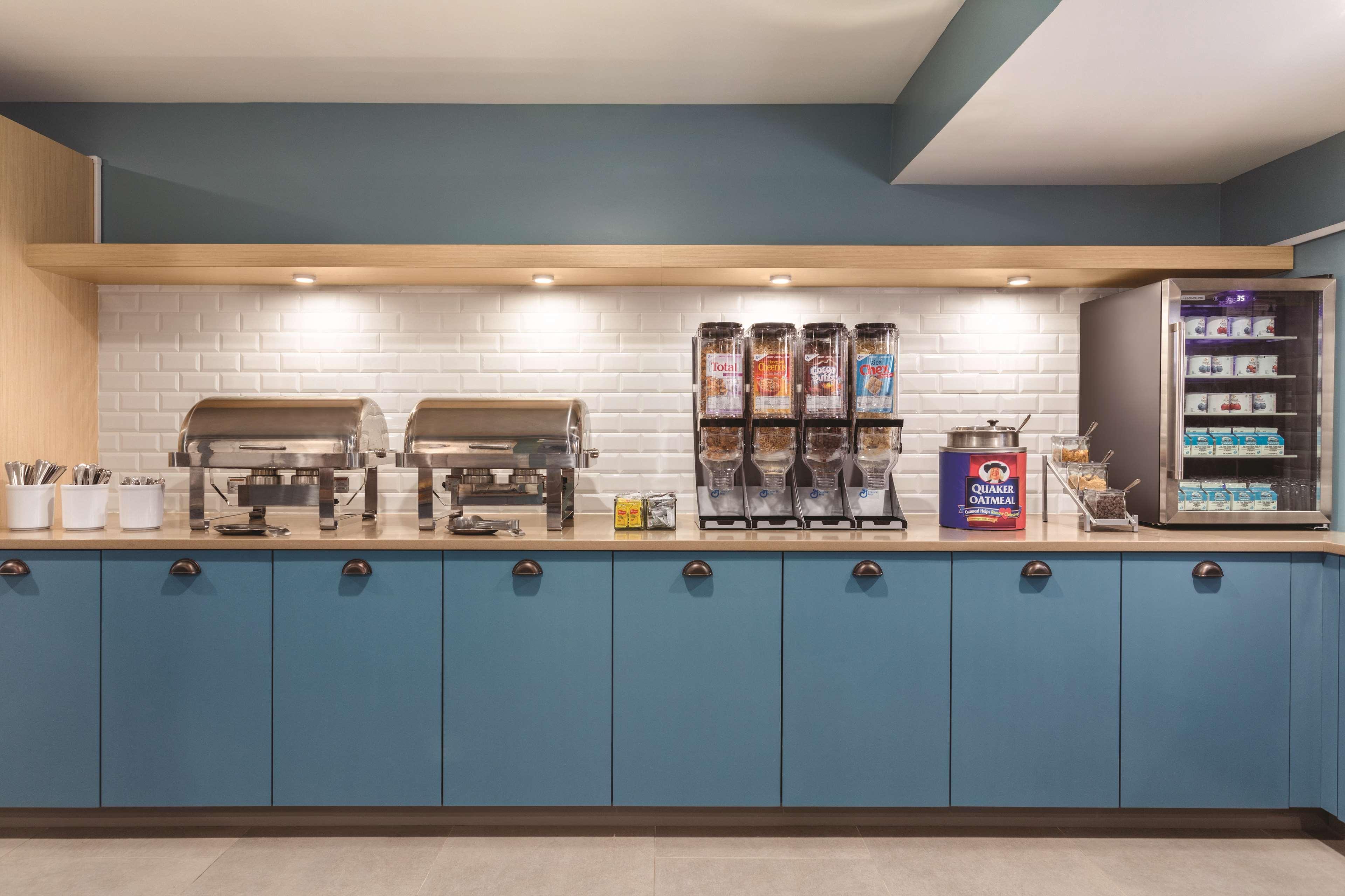 Country Inn & Suites By Radisson, Erie, Pa Kearsarge 외부 사진
