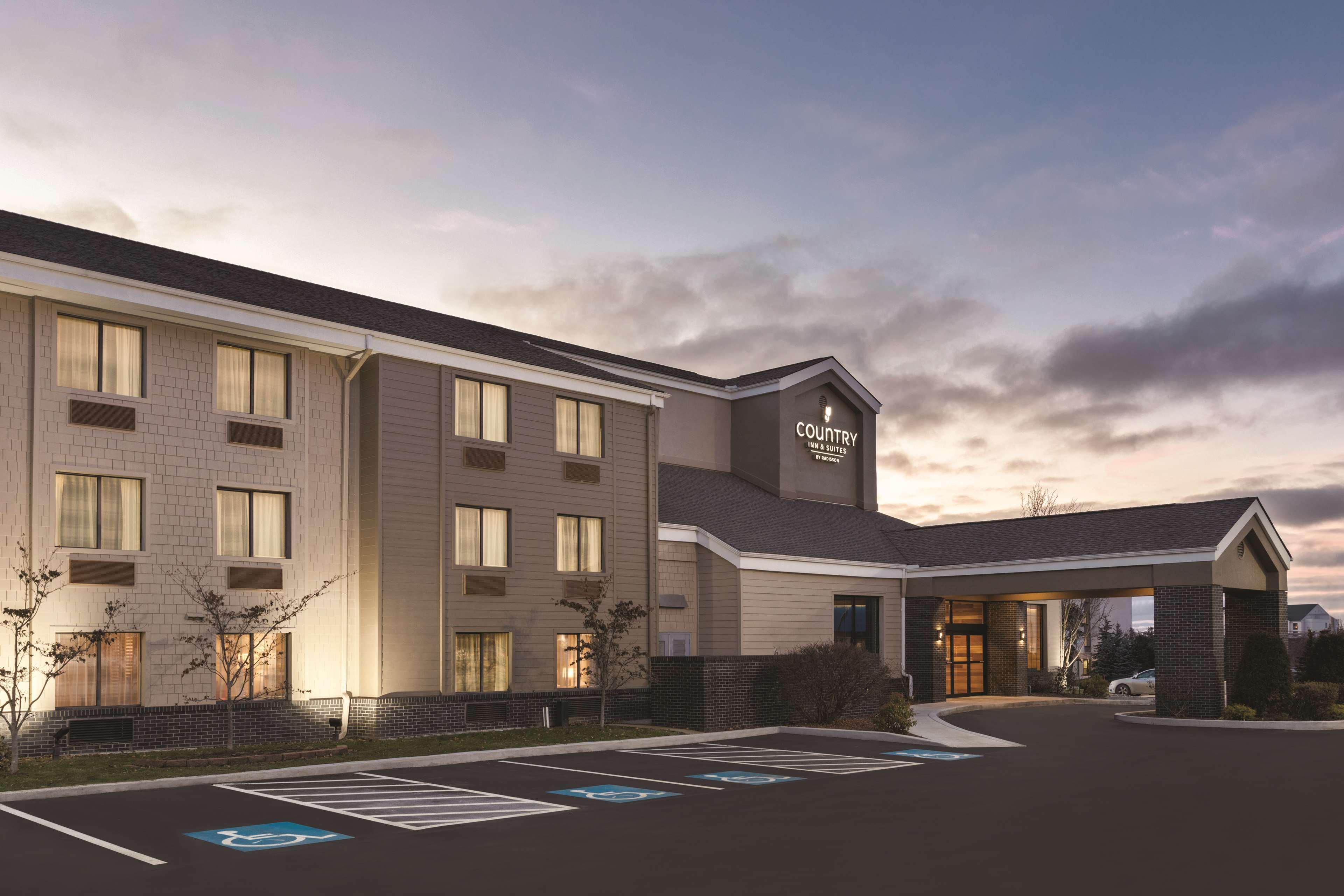 Country Inn & Suites By Radisson, Erie, Pa Kearsarge 외부 사진
