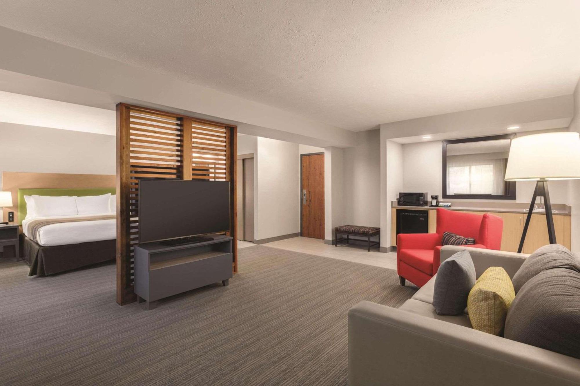 Country Inn & Suites By Radisson, Erie, Pa Kearsarge 외부 사진